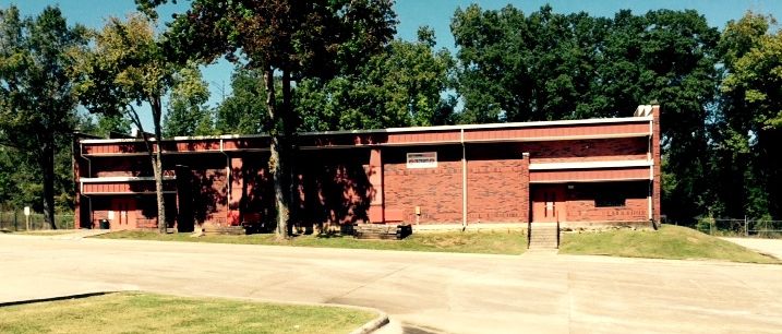 Income Producing Corporate Complex: 2640 Youree Dr, Shreveport, LA 71104